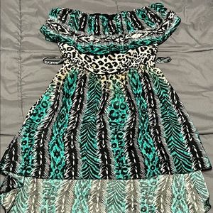 Off the Shoulder Leaped Print Hi-Low Top (M)